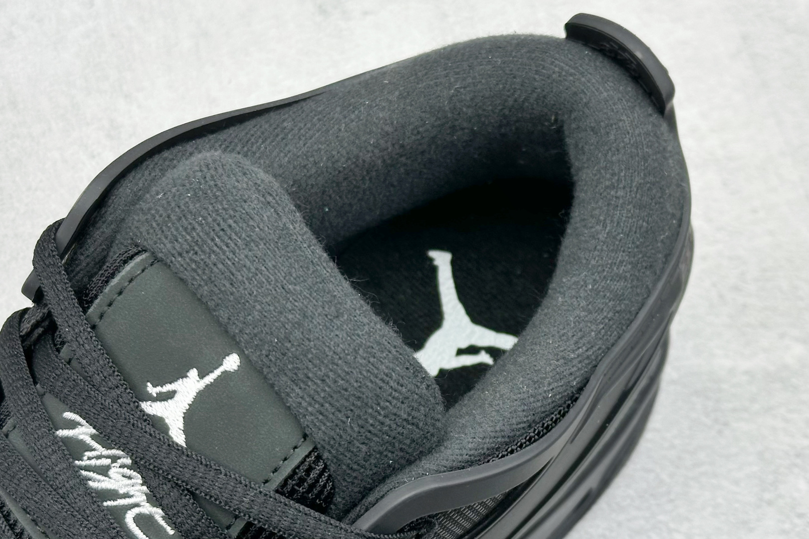 小绿X Air Jordan AJ4 RM 重制版低帮复古篮球鞋  FQ7939-004