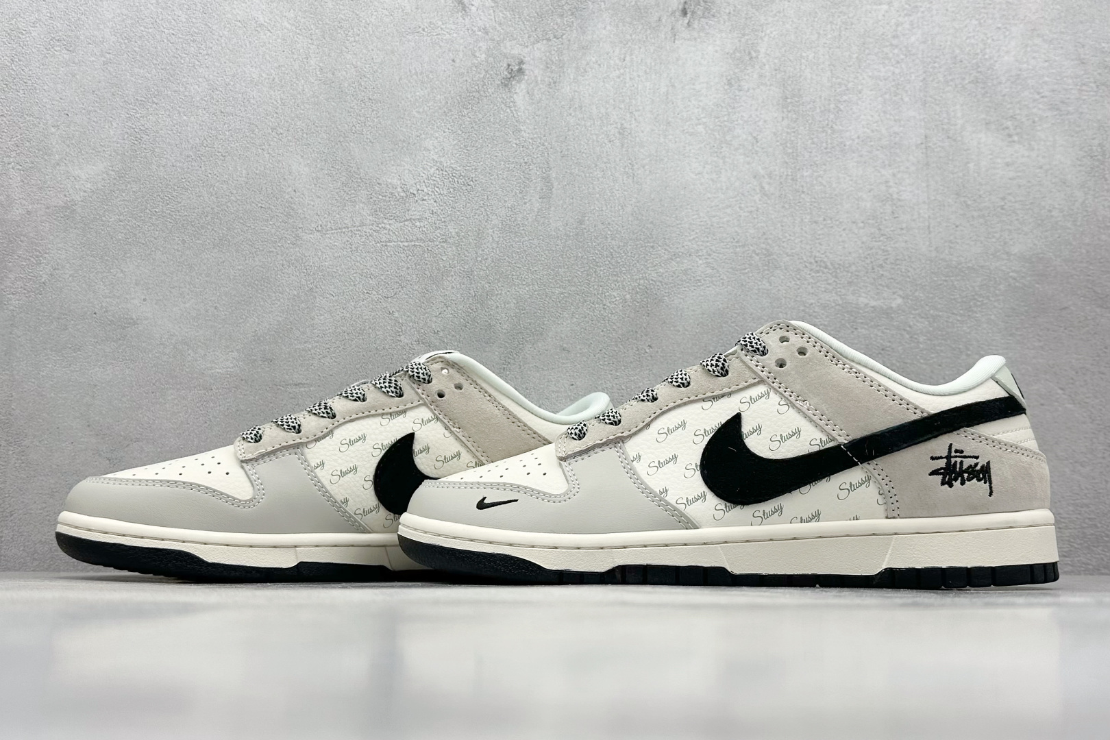 XC版 Nk SB Dunk Low 斯图西联名 绿尾小黑勾 周年高端定制 低帮休闲板鞋  XX2025-901