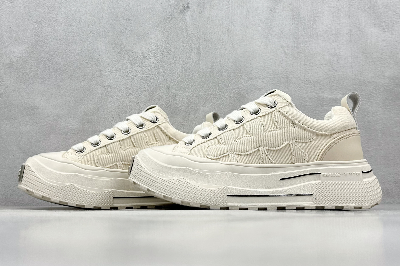 220 SHOOTBRAND Low Sneaker 重奏黑梅系列增高复古低帮滑厚底休闲运动鞋“皮革黑白梅花”