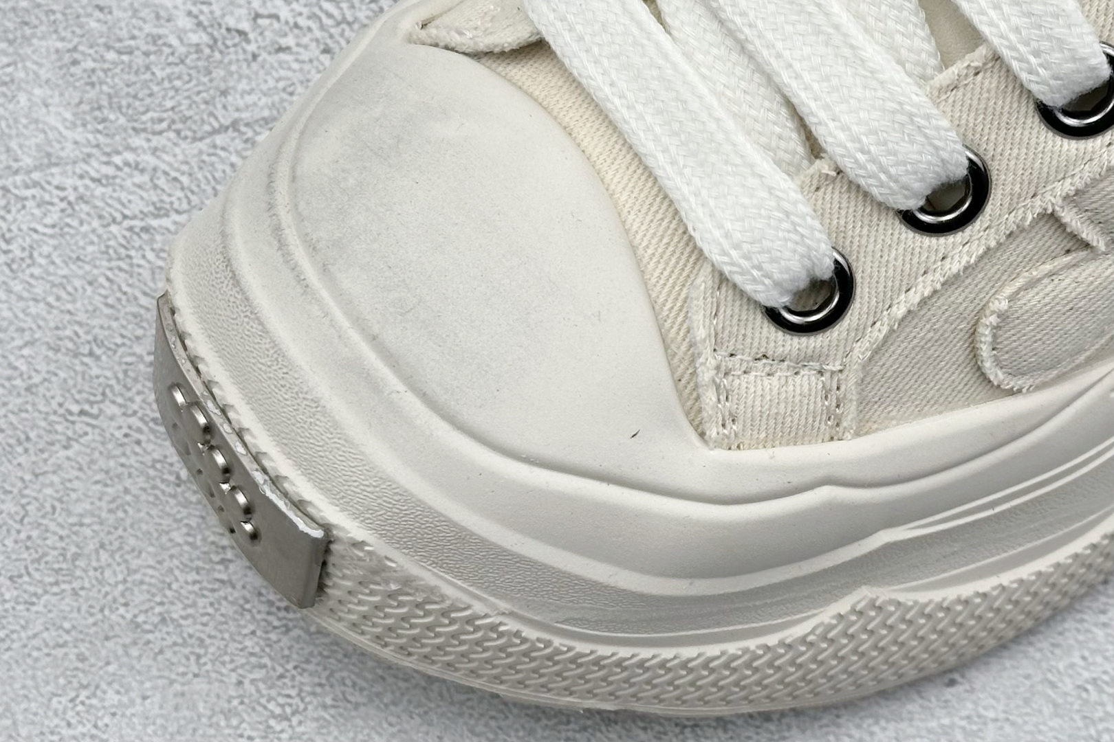 220 SHOOTBRAND Low Sneaker 重奏黑梅系列增高复古低帮滑厚底休闲运动鞋“皮革黑白梅花”