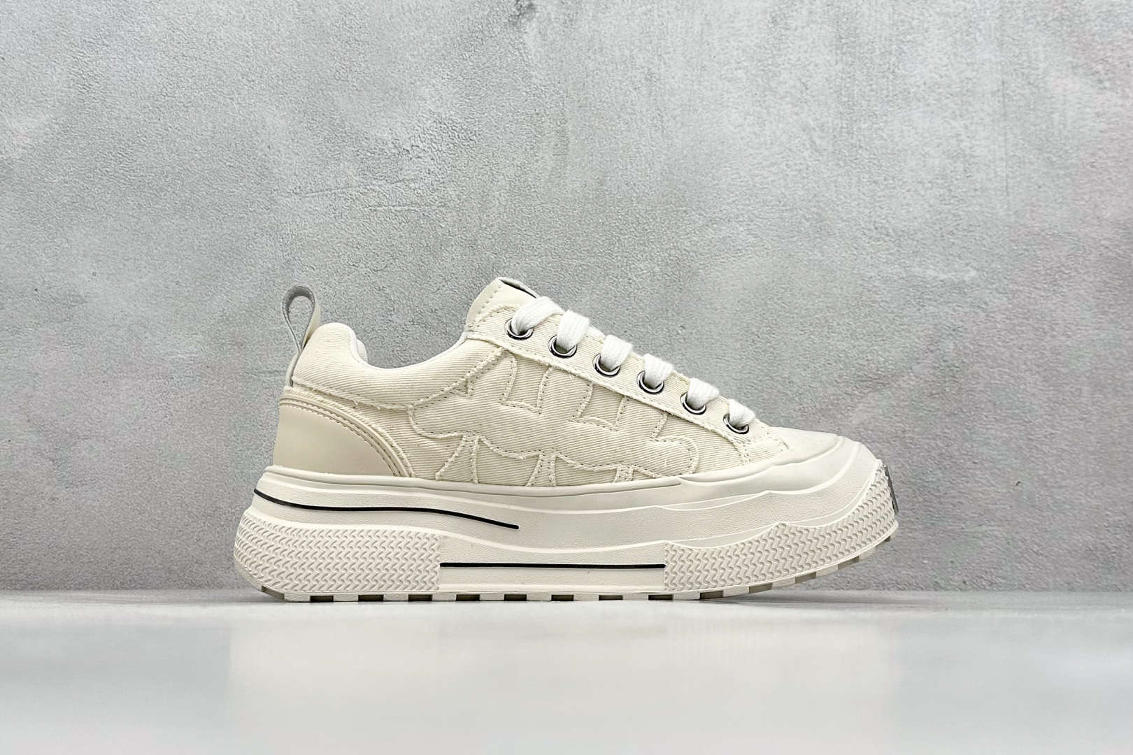 220 SHOOTBRAND Low Sneaker 重奏黑梅系列增高复古低帮滑厚底休闲运动鞋“皮革黑白梅花”