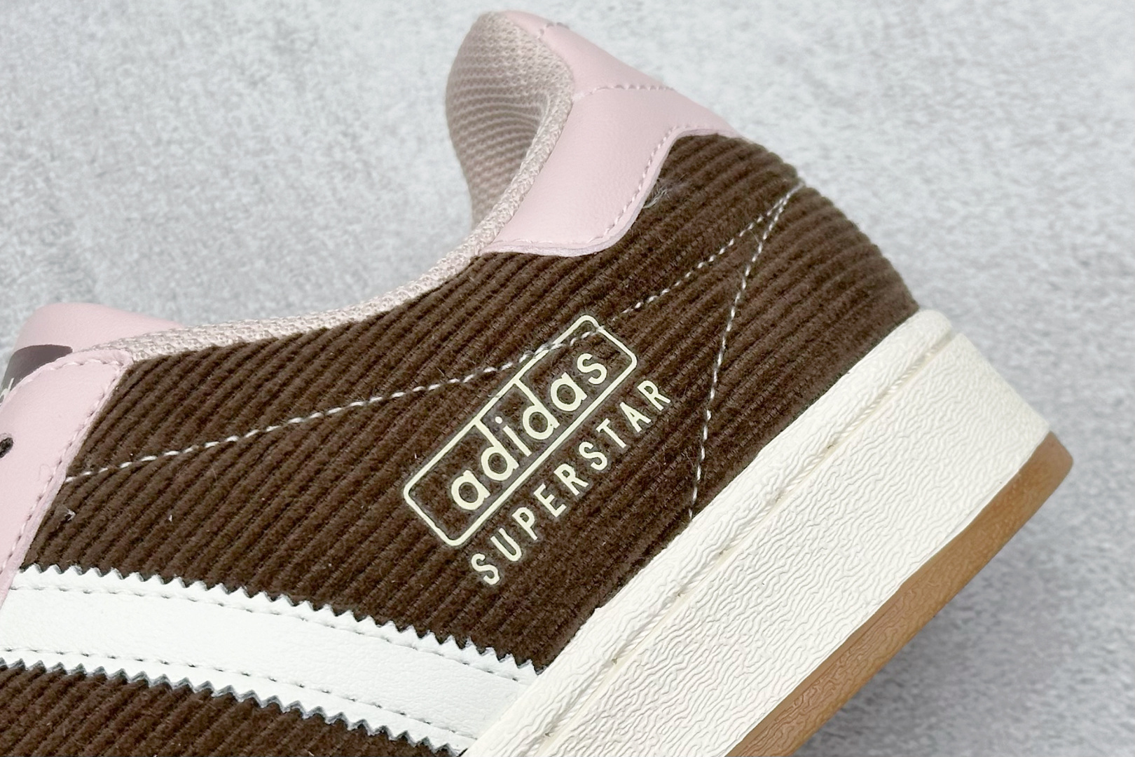 AD Originals Superstar 粉褐色贝壳头  IG2153
