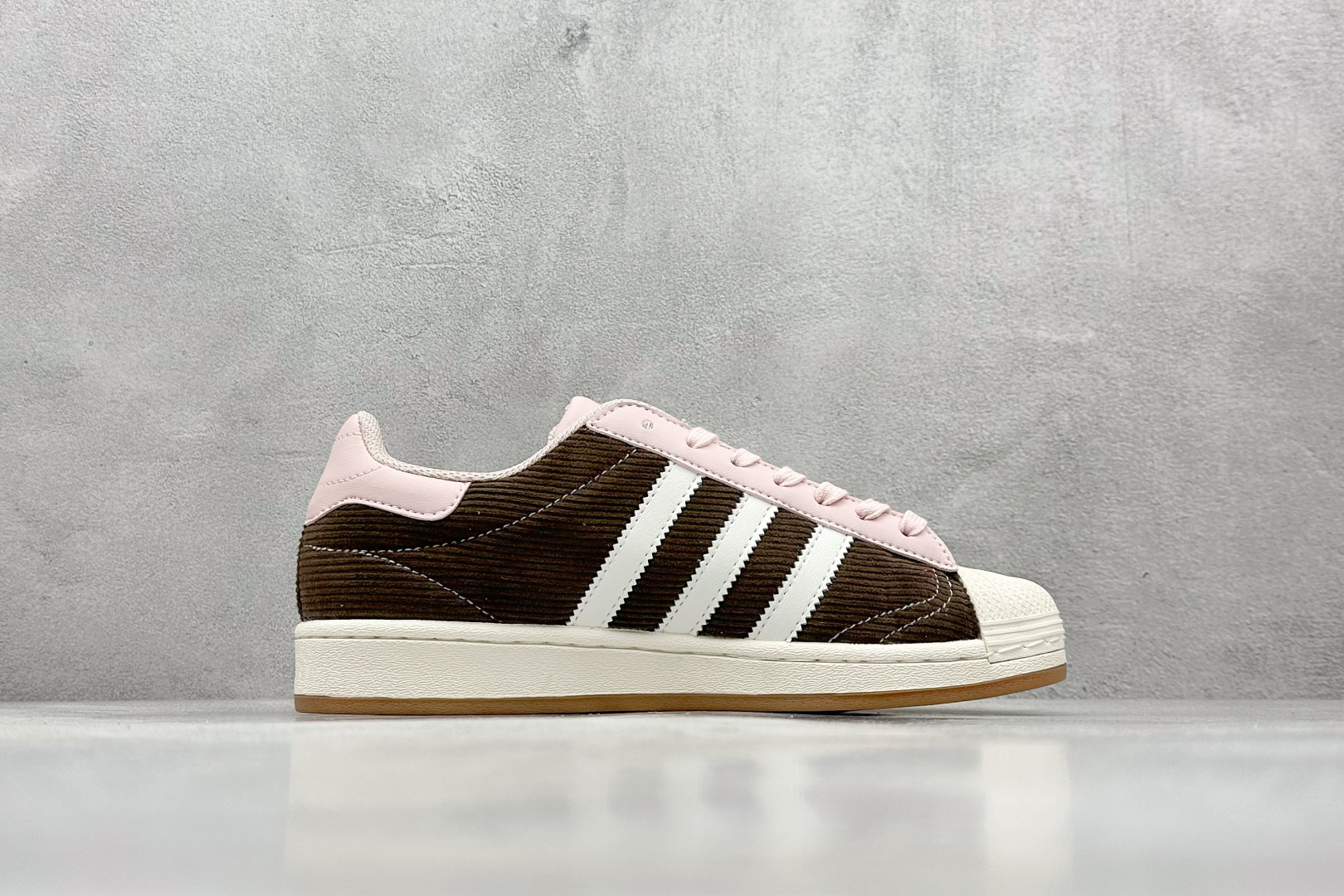 AD Originals Superstar 粉褐色贝壳头  IG2153