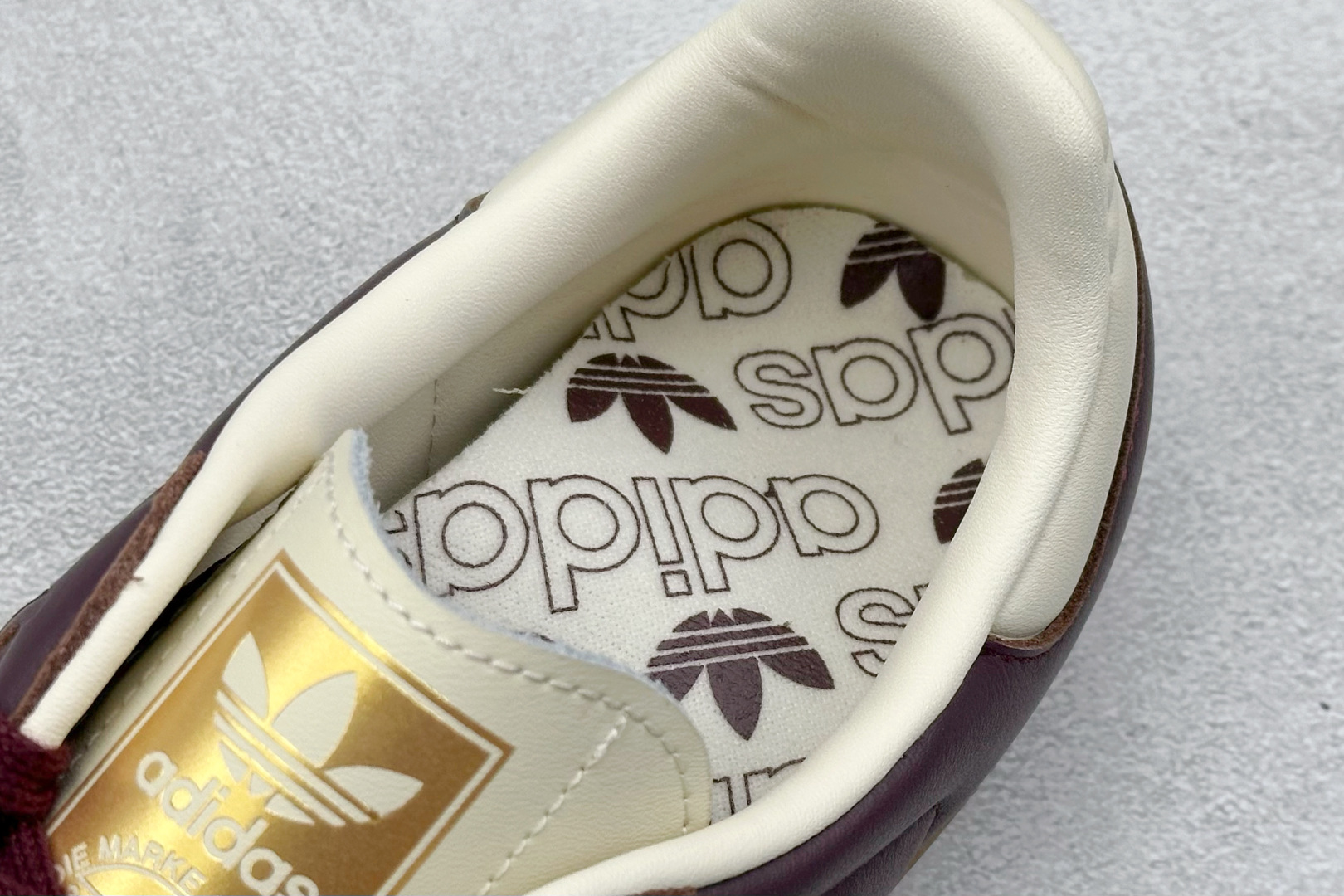RS版 Adidas Samba OG 复古桑巴板鞋  ID0477