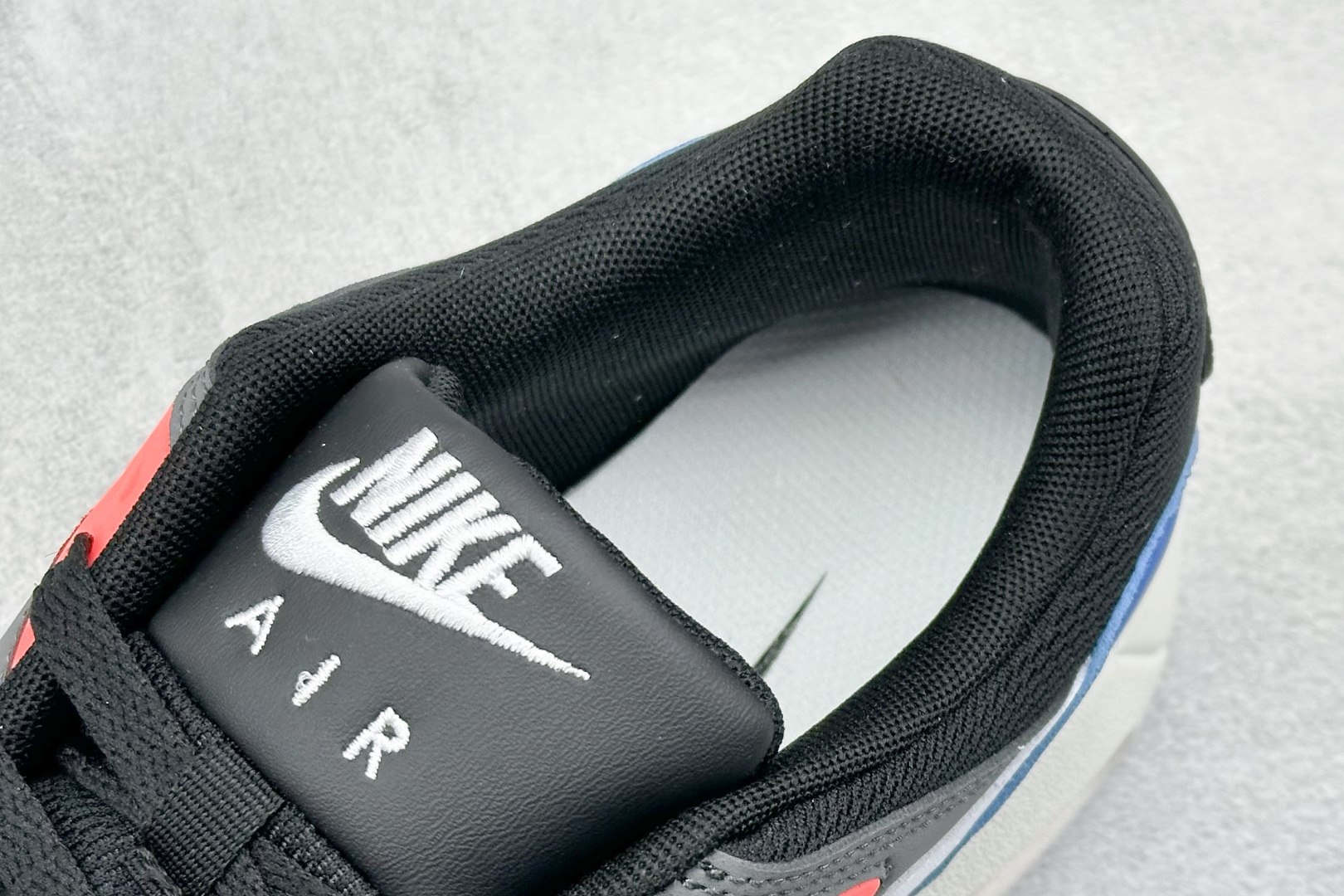 NIKE Air Max 90 复古小气垫跑鞋 深厚的历史渊源 511417-016