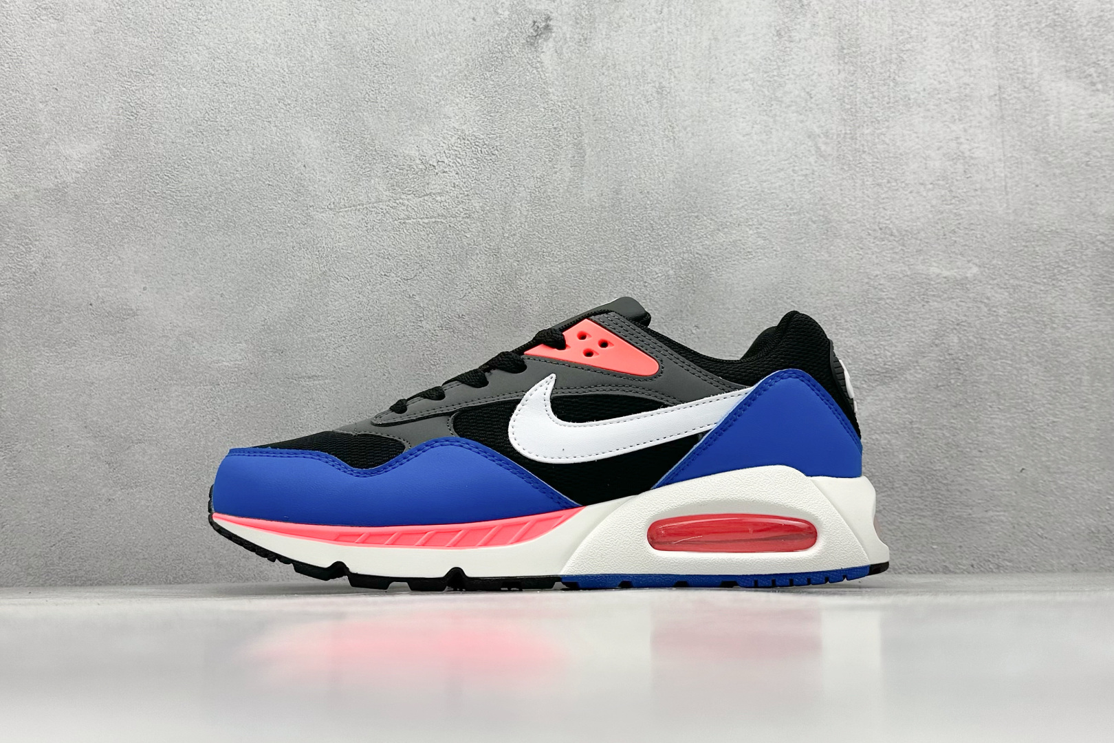 NIKE Air Max 90 复古小气垫跑鞋 深厚的历史渊源 511417-016