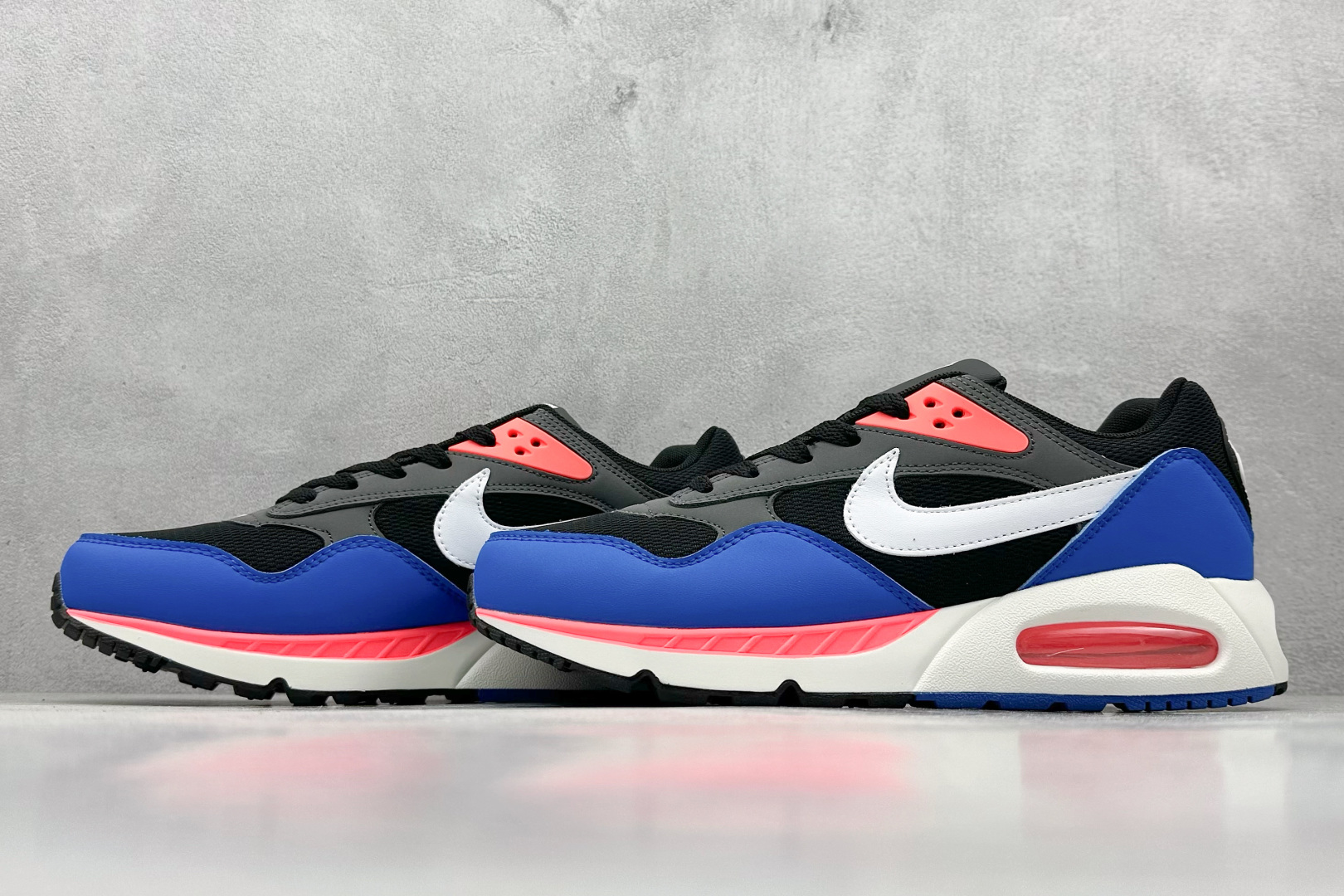 NIKE Air Max 90 复古小气垫跑鞋 深厚的历史渊源 511417-016