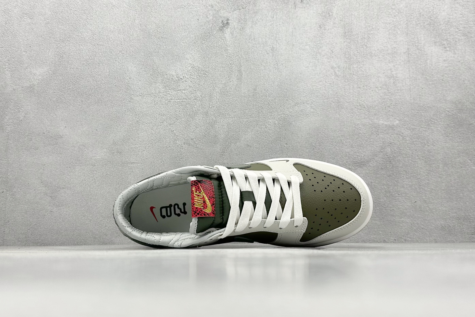 260 NK Dunk Low CNY ”Year Of The Snake” 蛇年限定白绿 低帮休闲运动板鞋  HV5980-231