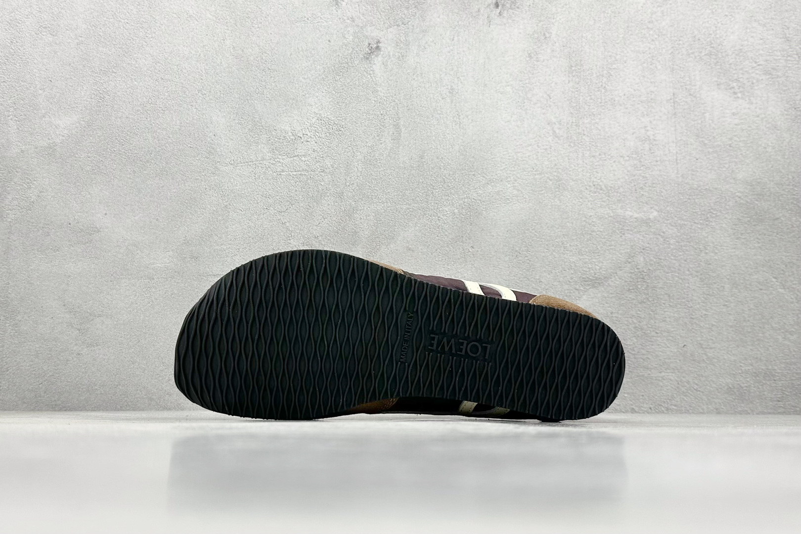 260 FK版 罗意威Loewe Ballet Runner 2.0 Sneakers 芭蕾舞2.0系列阿甘复古风德训薄底百搭休闲运动鞋