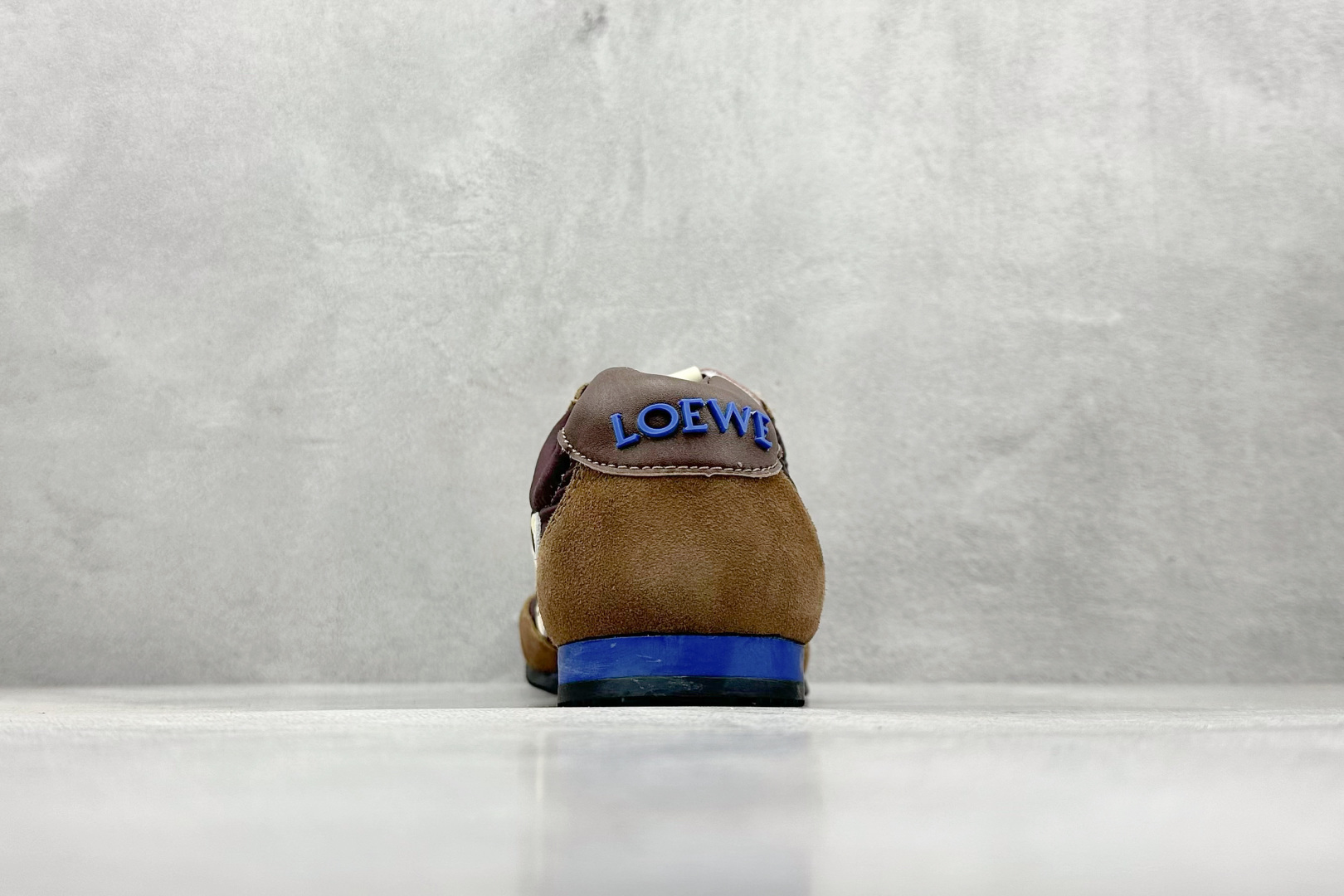 260 FK版 罗意威Loewe Ballet Runner 2.0 Sneakers 芭蕾舞2.0系列阿甘复古风德训薄底百搭休闲运动鞋