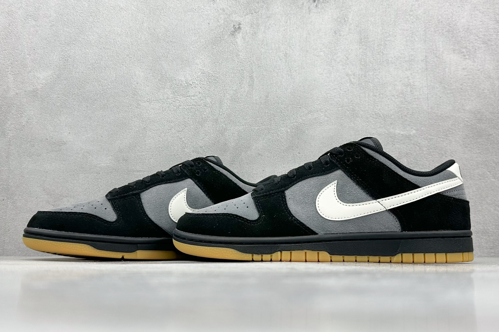 KW神版 NIKE SB Dunk Low 黑灰生胶  HQ1931-001
