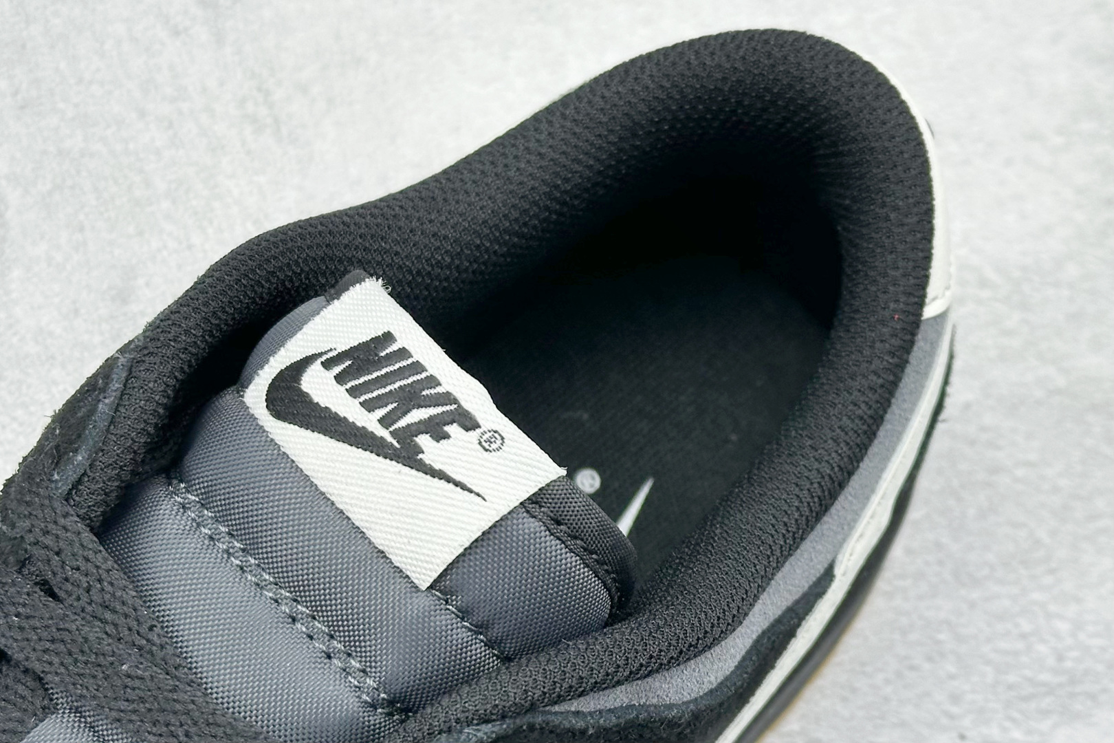 KW神版 NIKE SB Dunk Low 黑灰生胶  HQ1931-001