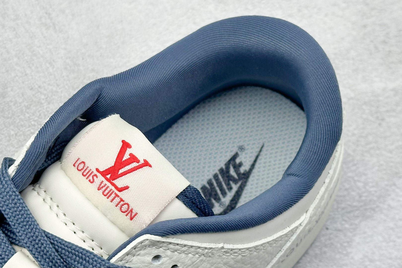 260 XS版 Nk SB Dunk Low LV联名白月蓝 周年高端定制 低帮休闲板鞋  CH8311-277