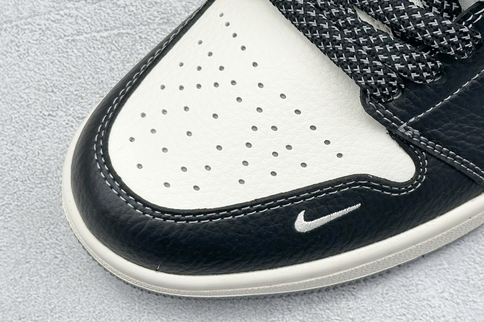 XC版 Nike Jordan Air Jordan 1 斯图西联名  XX3318-511