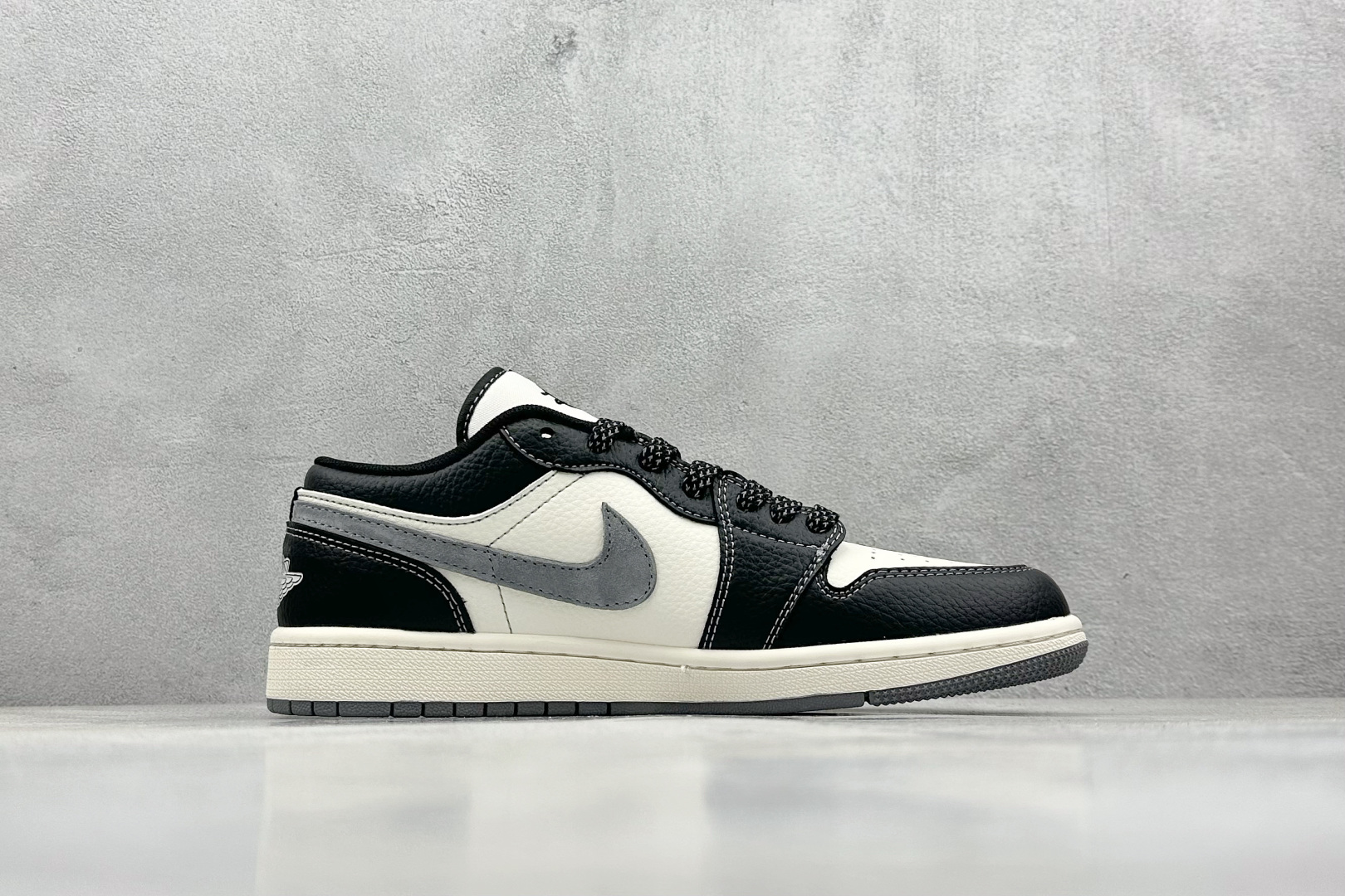 XC版 Nike Jordan Air Jordan 1 斯图西联名  XX3318-511