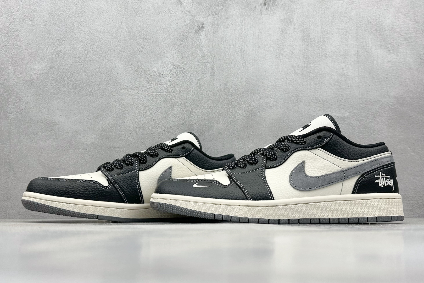 XC版 Nike Jordan Air Jordan 1 斯图西联名  XX3318-511
