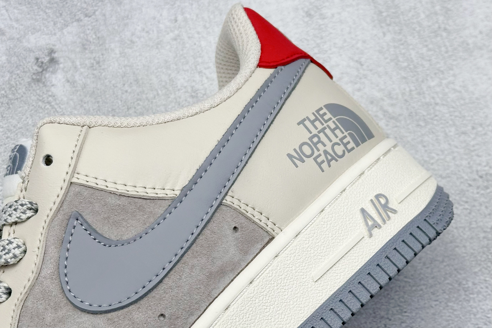260 XC版 Nk Air Force 1'07 Low 北面联名 拼接猪八红尾 空军一号 低帮休闲板鞋  XZ6188-649