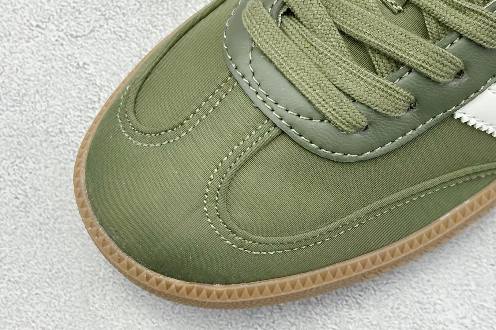 150 adidas originals Samba 休闲板鞋  IE3440