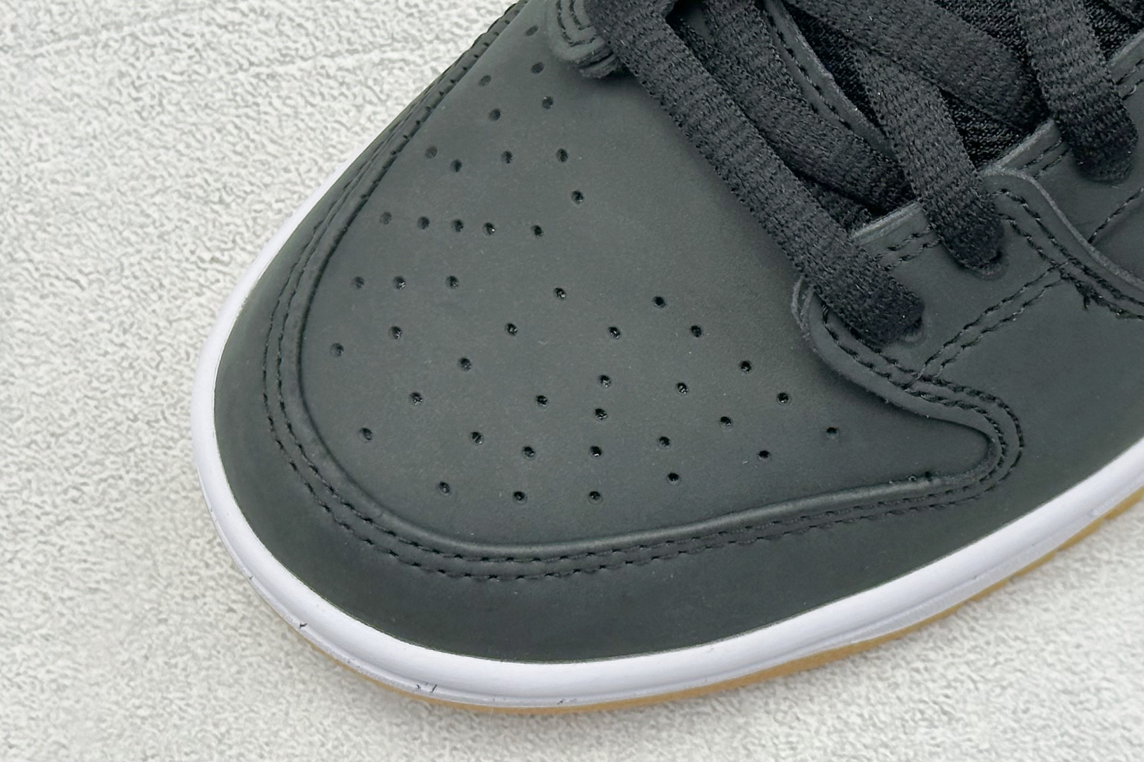 220 YH版 NK SB Dunk Low 生胶黑白  CD2563-006