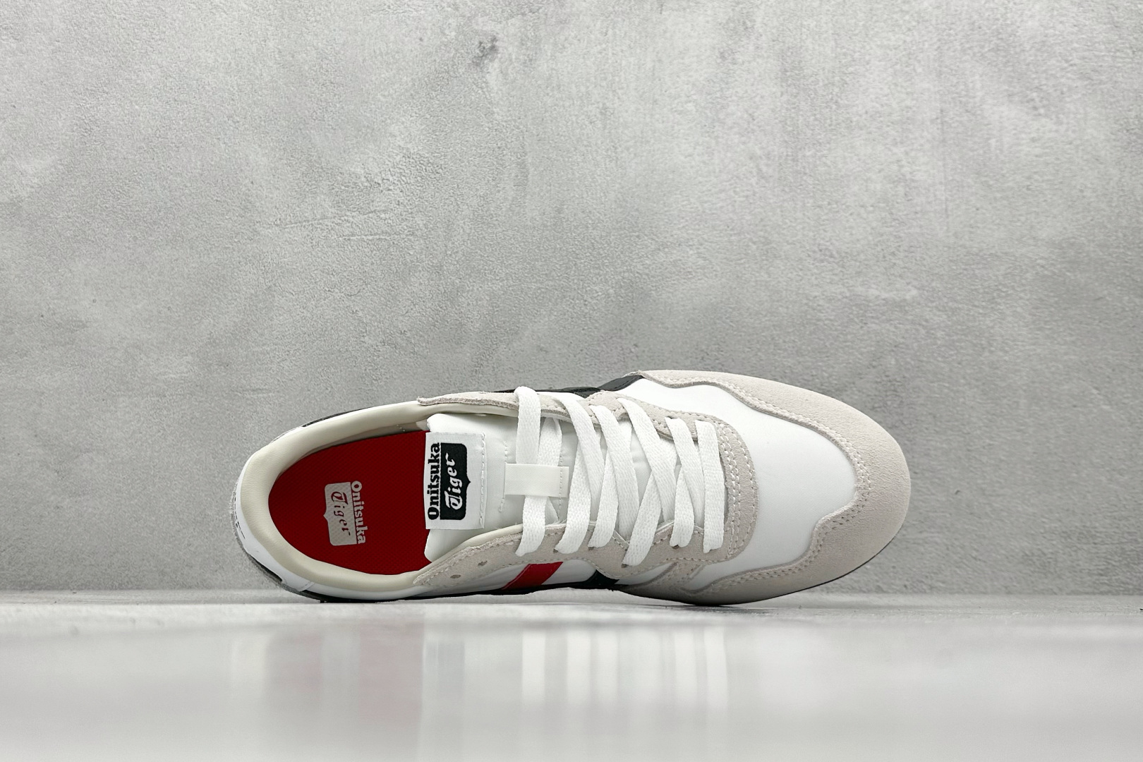 160 SC版 Onitsuka Tiger鬼塚虎 Serrano 白灰色 1183B400-102