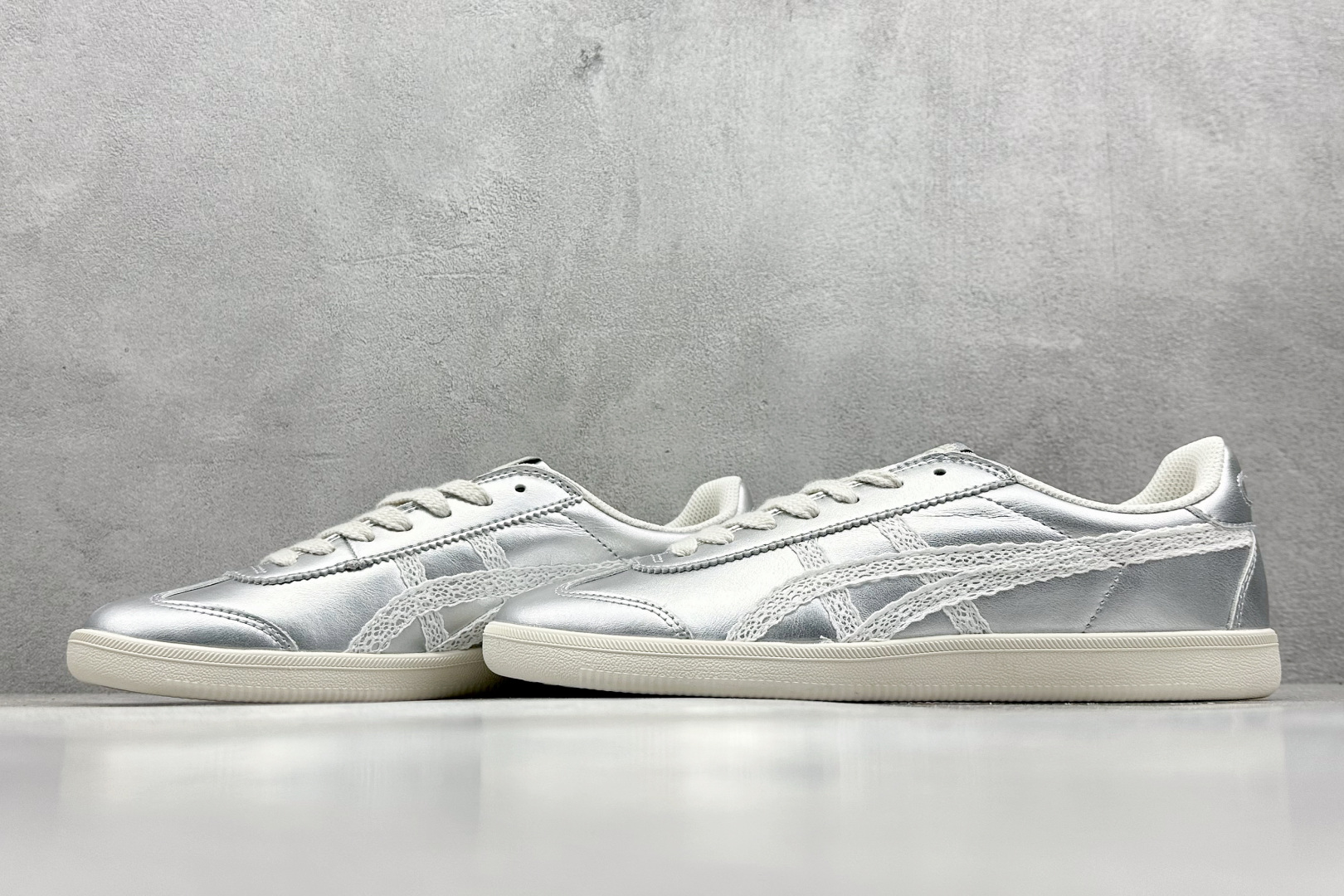 160 SC版 Asics Onitsuka Tiger Tokuten 亚瑟士鬼冢虎复古运动板鞋