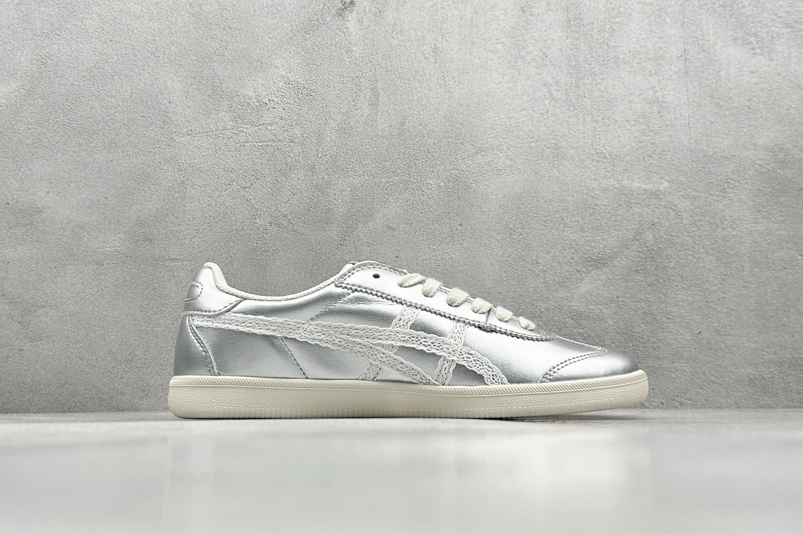 160 SC版 Asics Onitsuka Tiger Tokuten 亚瑟士鬼冢虎复古运动板鞋