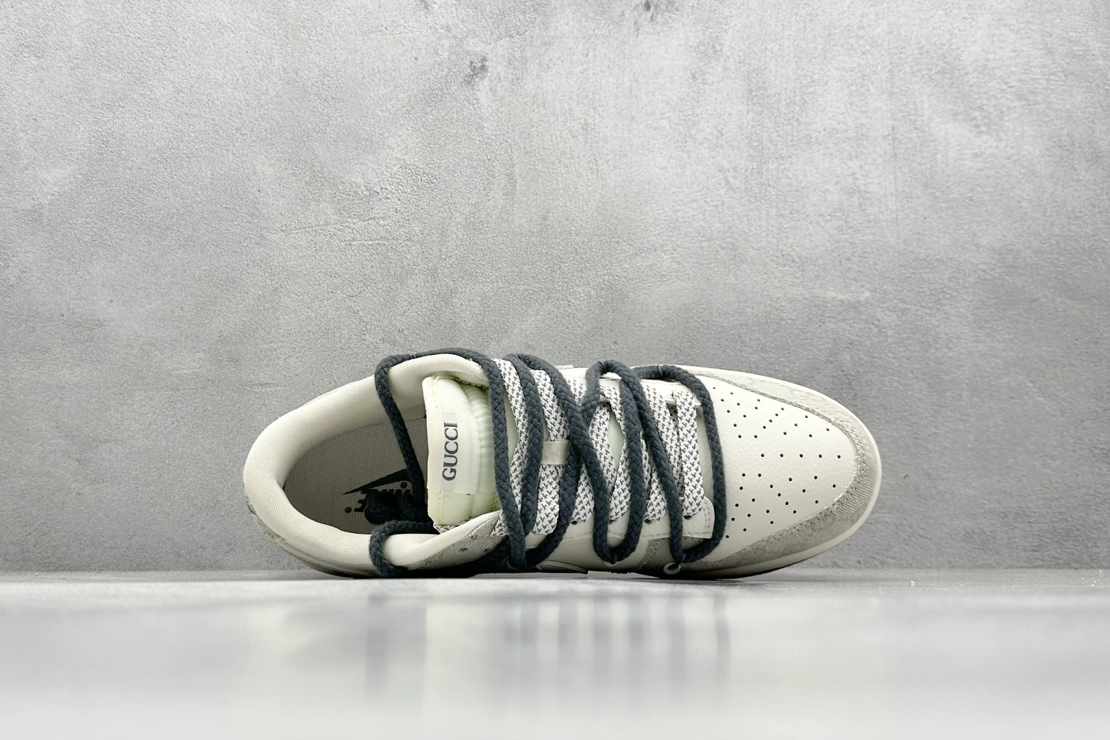 240 XC版 Nk SB Dunk Low 古驰联名-绑带烟灰 低帮休闲板鞋  SJ2068-263