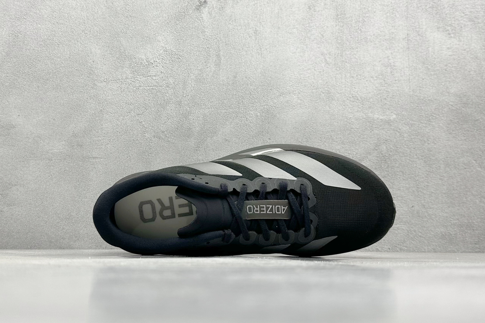 RS版 AD Adizero Evo SL 阿迪超轻透气缓震跑鞋#以令人难以置信的138克重量，刷新了跑