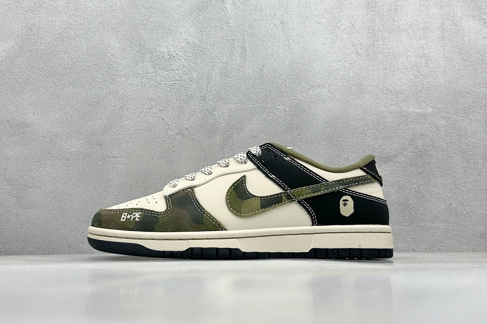 NO:273923,Local terminal store XC version Nike SB Dunk Low 