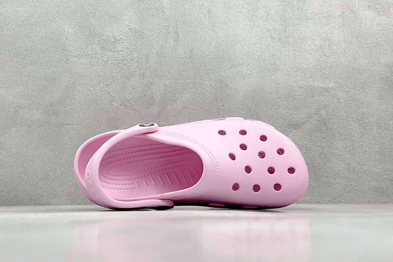 100 K版Crocs Classic Cl卡洛驰 明星