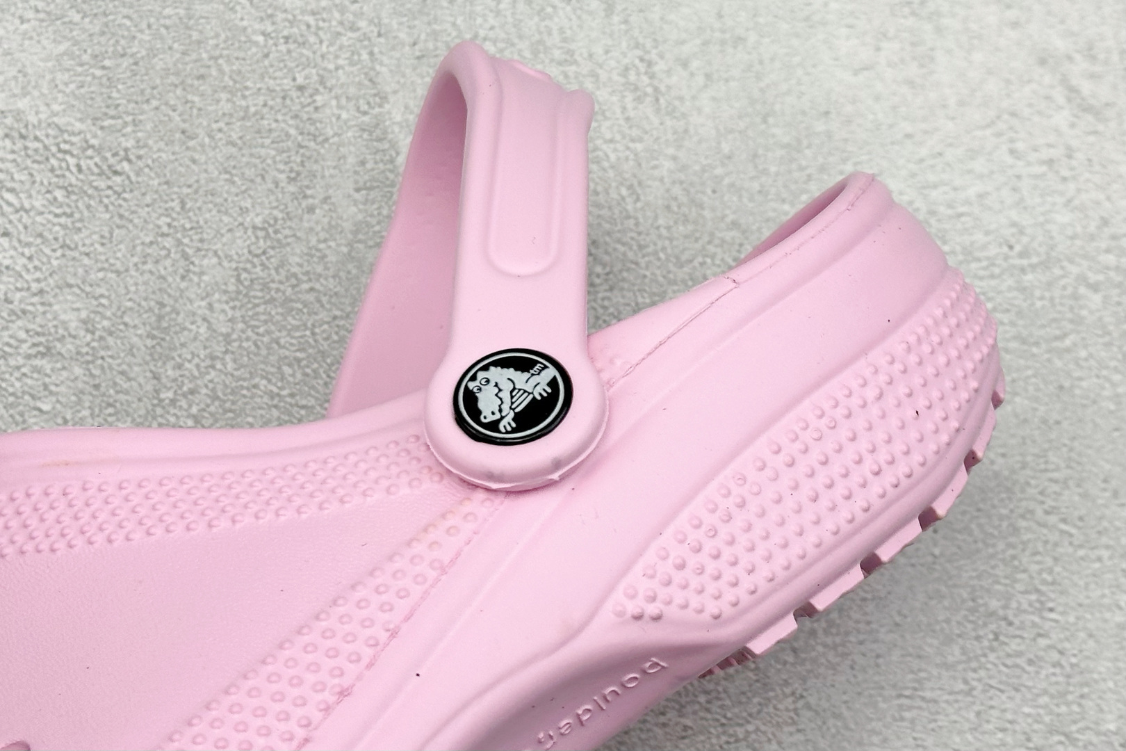 100 K版Crocs Classic Cl卡洛驰 明星