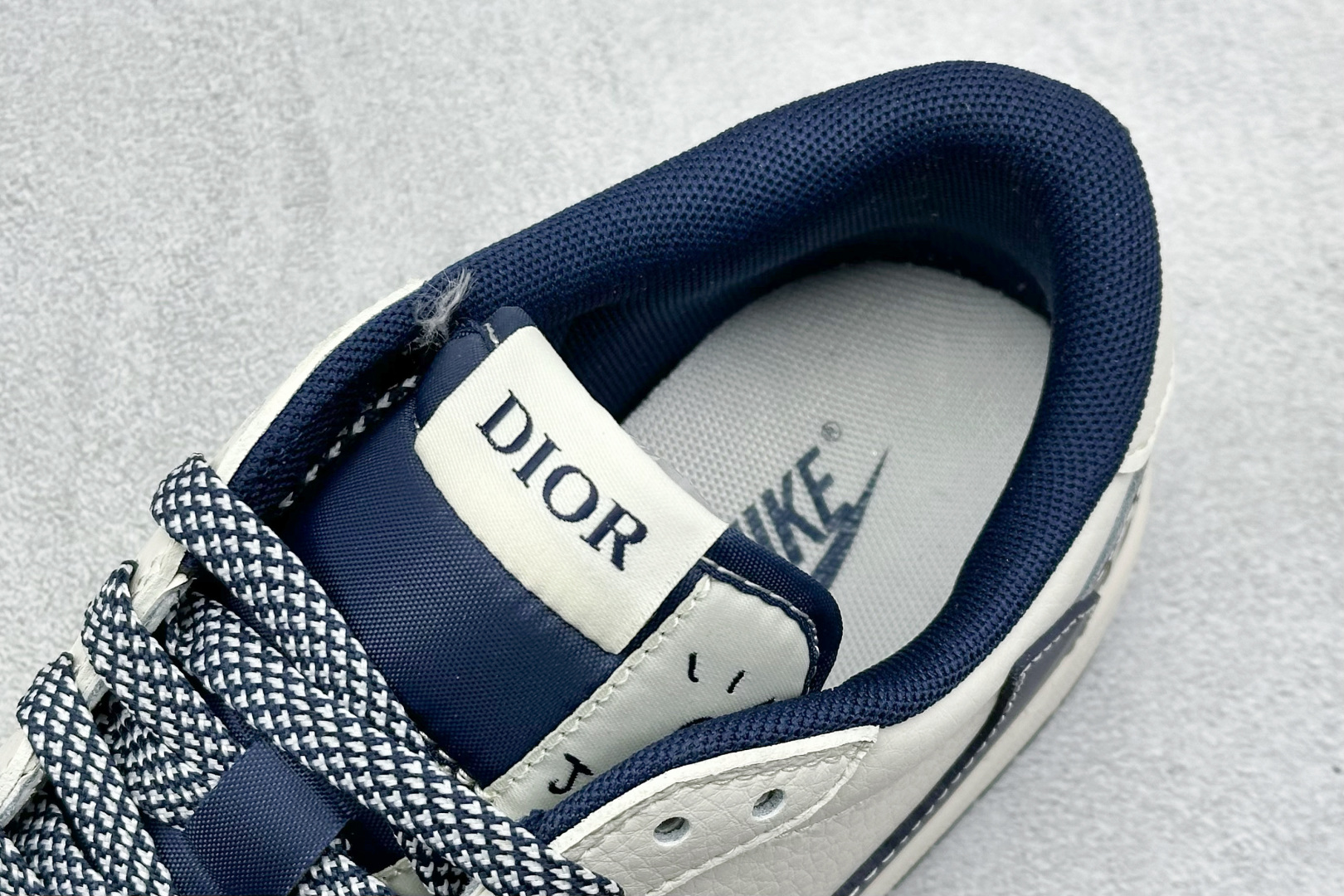 XC版 Fragment x TS x Air Jordan 1 Low x Dior 三方联名倒钩低帮  CF3688-029