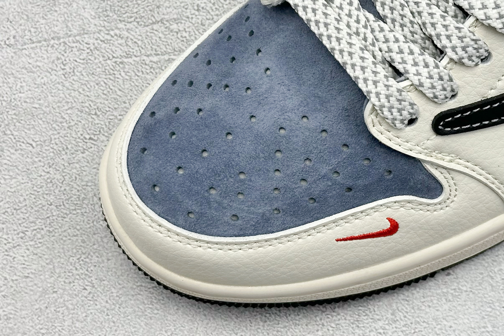 XC版 Fragment x Travis Scott x 斯图西 Air Jordan 1 Low 三方联名倒钩  XZ6188-578