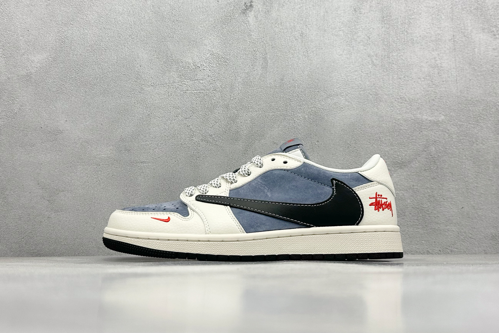 XC版 Fragment x Travis Scott x 斯图西 Air Jordan 1 Low 三方联名倒钩  XZ6188-578