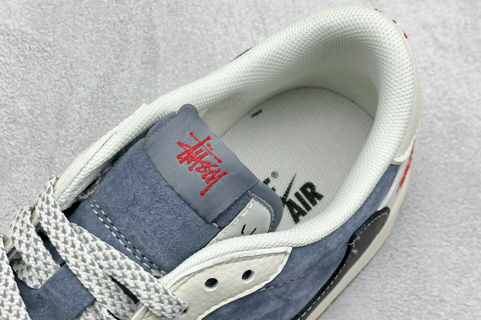 XC版 Fragment x Travis Scott x 斯图西 Air Jordan 1 Low 三方联名倒钩  XZ6188-578