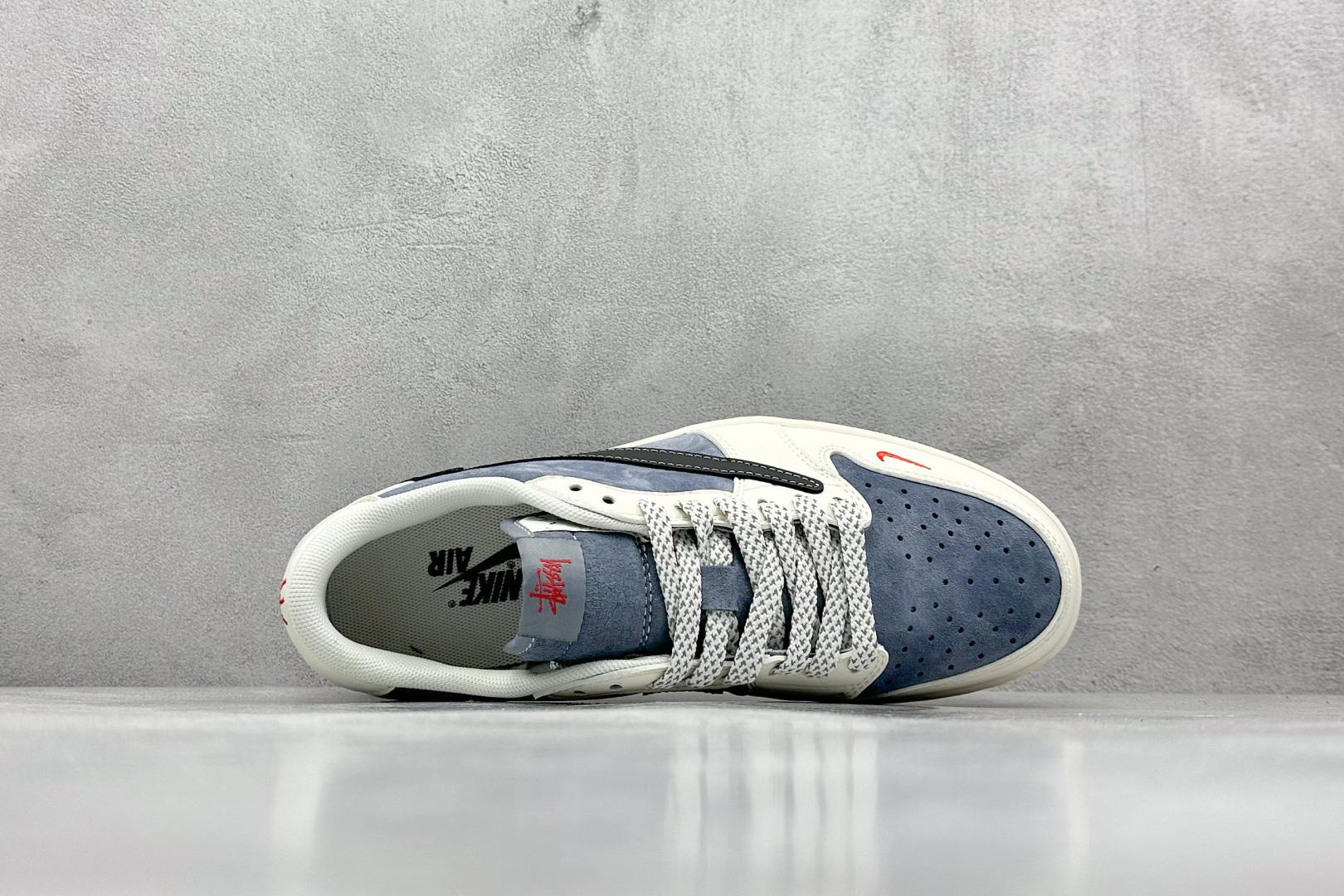 XC版 Fragment x Travis Scott x 斯图西 Air Jordan 1 Low 三方联名倒钩  XZ6188-578