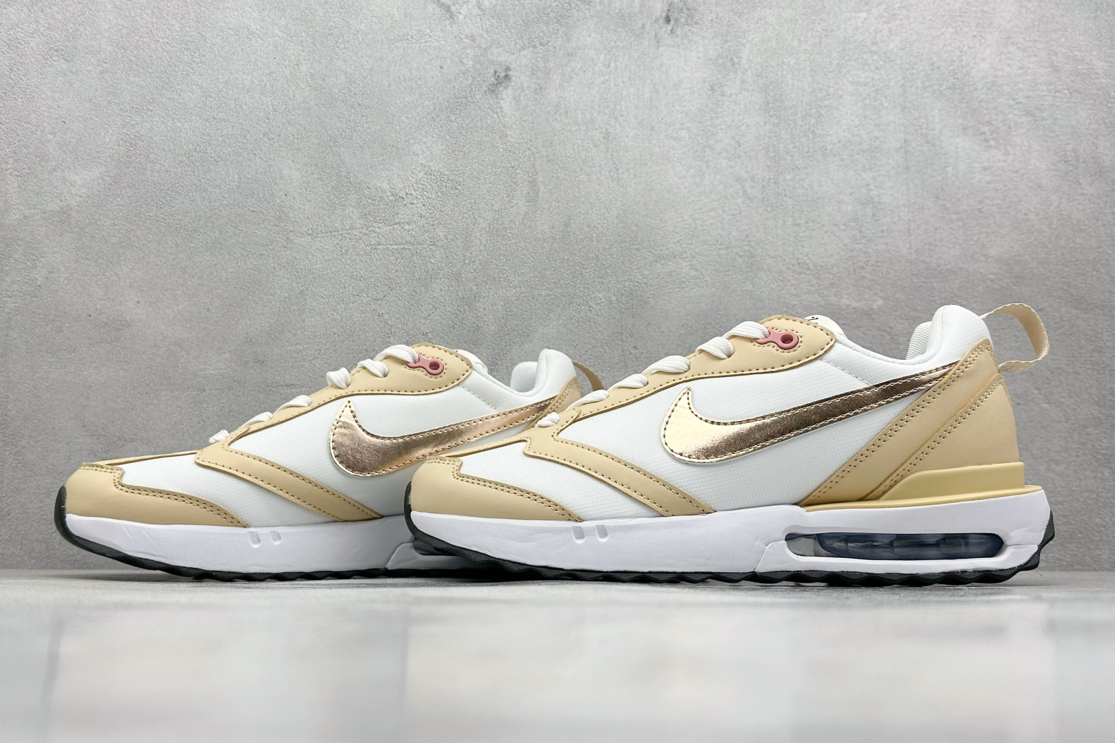 TW版 NK Air Max Dawn 黎明系列低帮气垫百搭休闲运动慢跑鞋  FZ4239-100