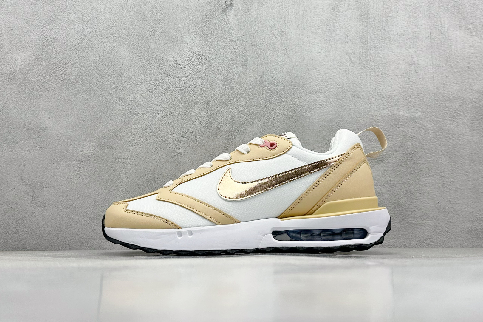 TW版 NK Air Max Dawn 黎明系列低帮气垫百搭休闲运动慢跑鞋  FZ4239-100