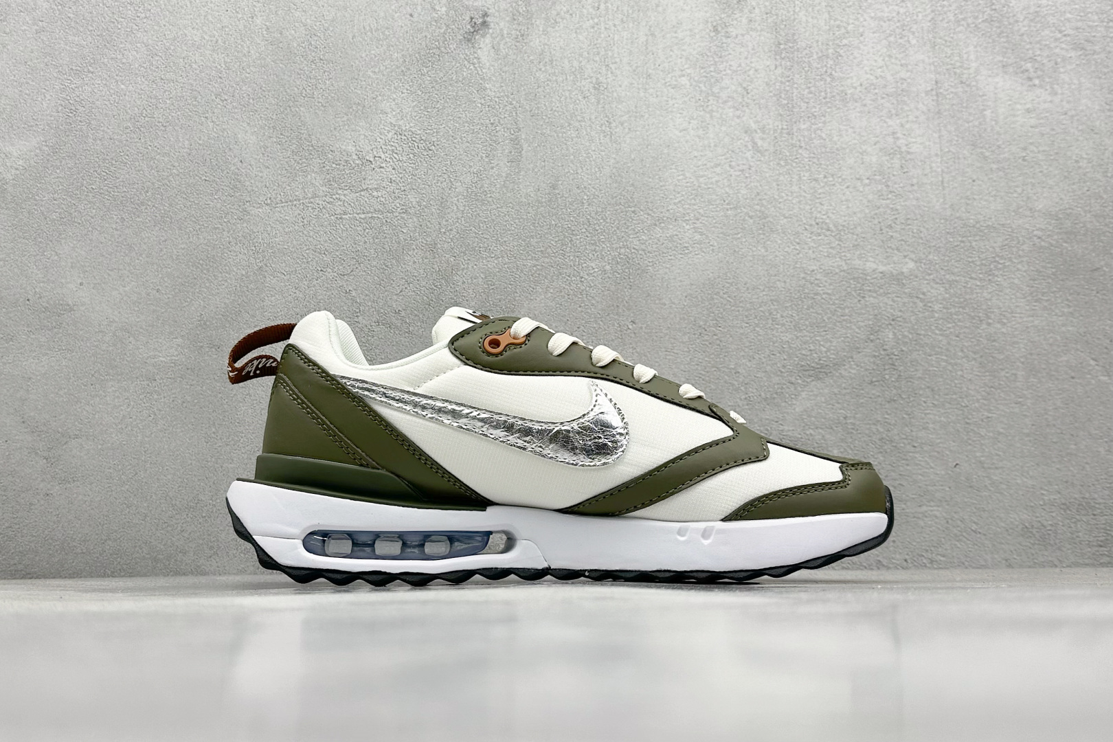 TW版 NK Air Max Dawn 黎明系列低帮气垫百搭休闲运动慢跑鞋  FZ4239-300
