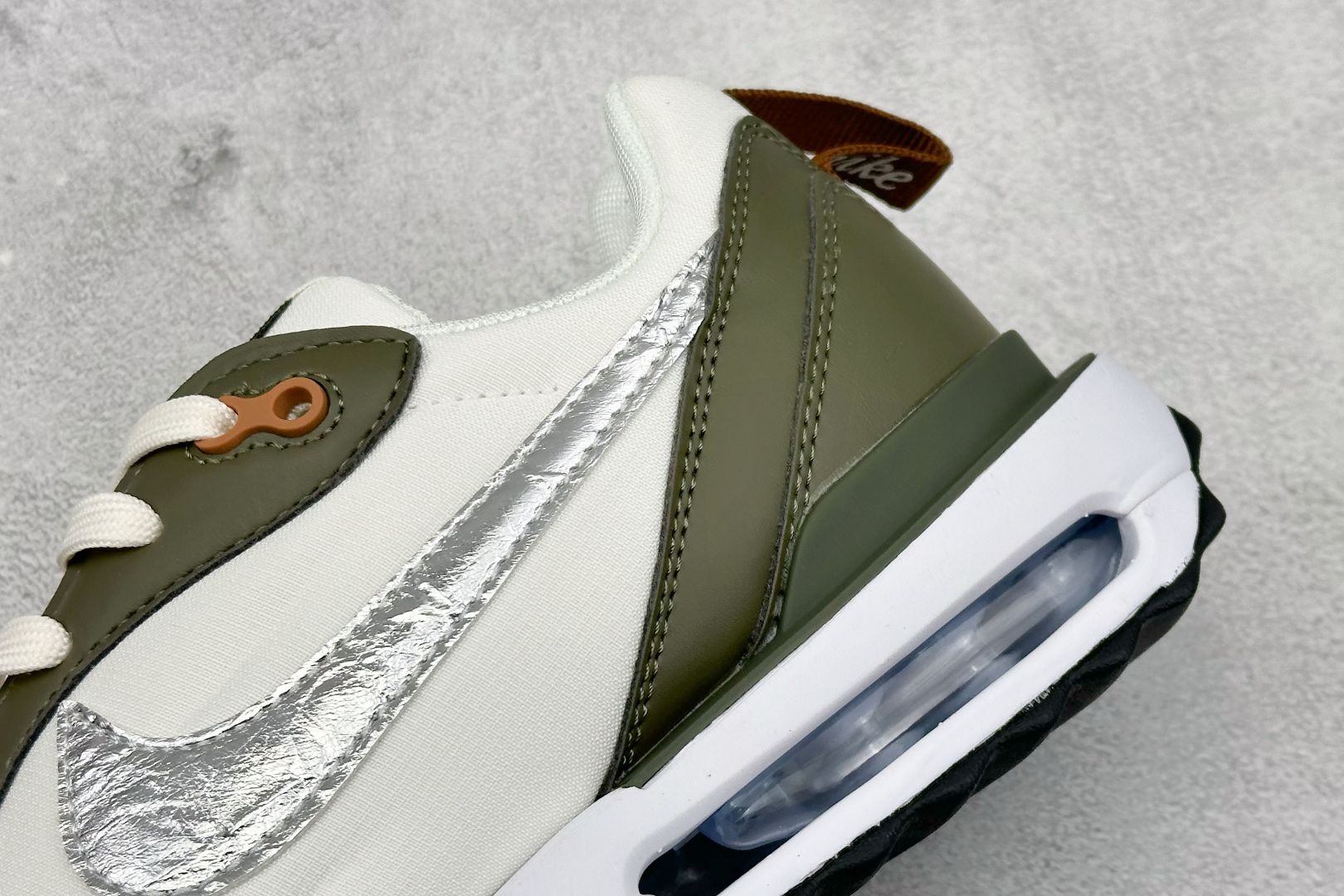 TW版 NK Air Max Dawn 黎明系列低帮气垫百搭休闲运动慢跑鞋  FZ4239-300