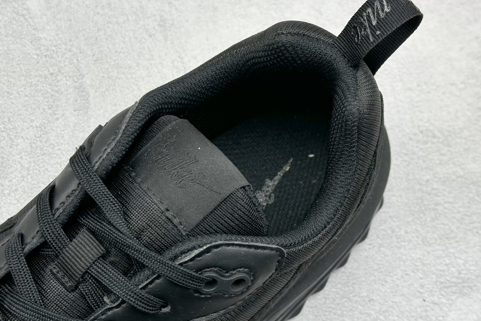 TW版 NK Air Max Dawn 黎明系列低帮气垫百搭休闲运动慢跑鞋 DV1487-001