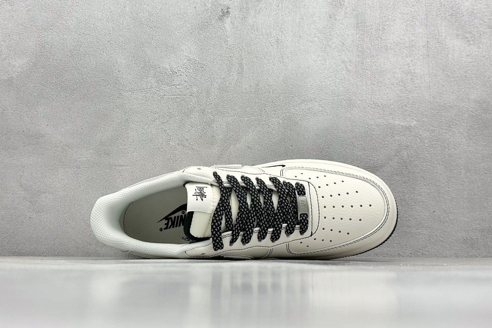 XC版 Nike Air Force 1 Low 07 x Stussy 白黑小钩 HH7518-040