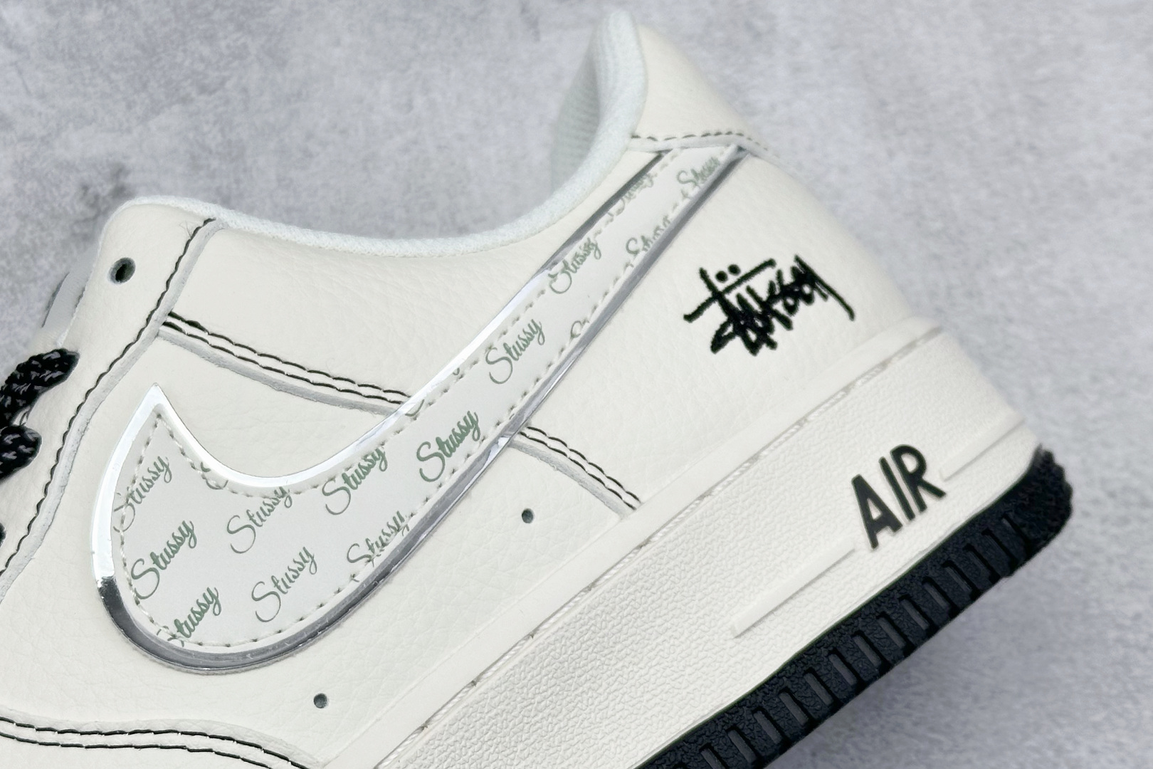 XC版 Nike Air Force 1 Low 07 x Stussy 白黑小钩 HH7518-040
