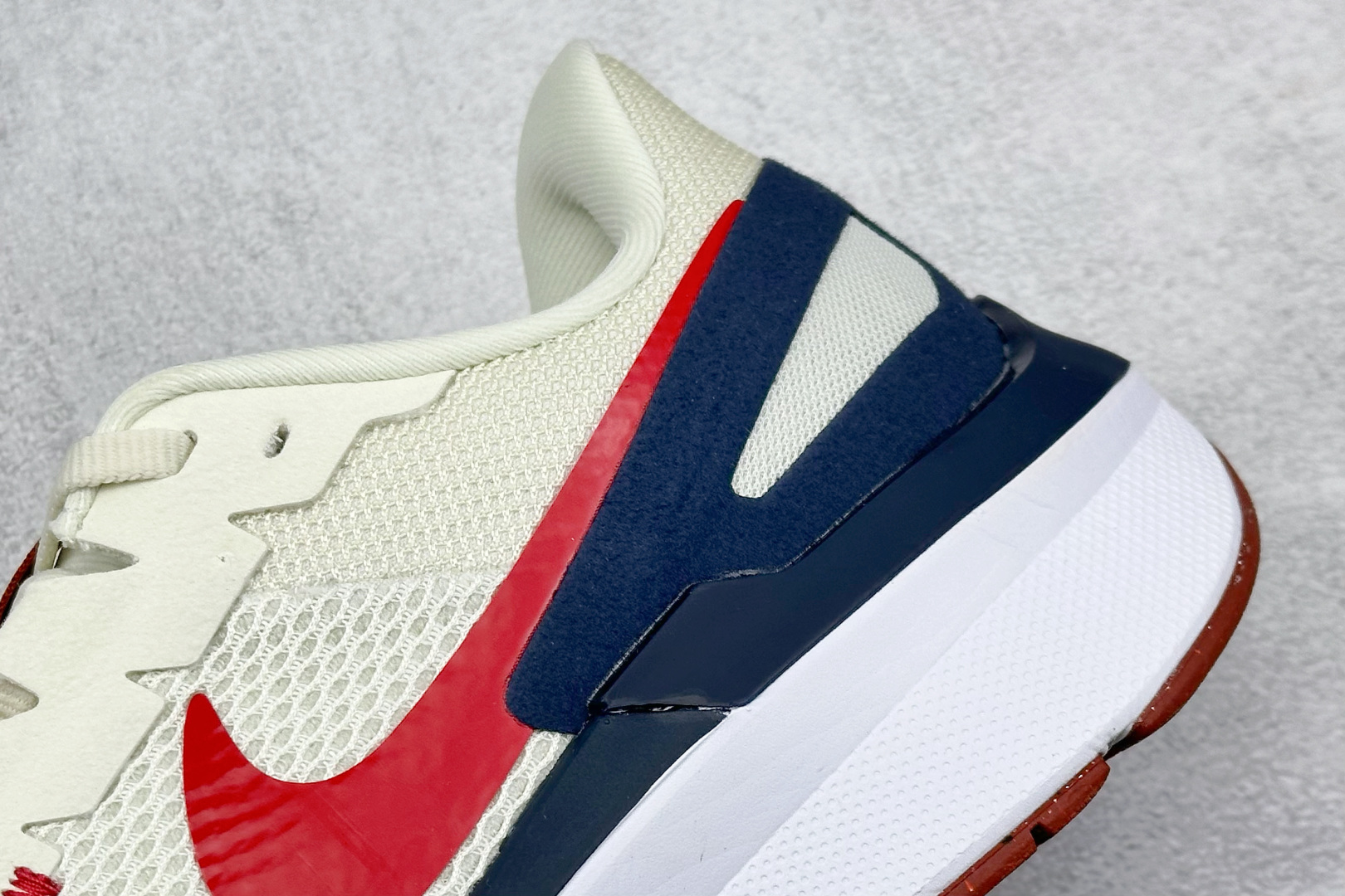 CD版 Nike Air Zoom Structure 登月 25代 网面透气跑鞋   DJ7883-001