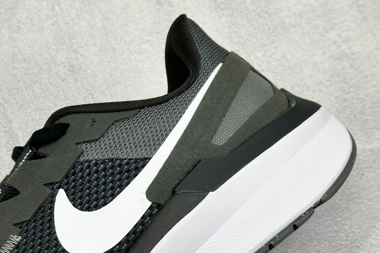 CD版 Nike Air Zoom Structure 登月 25代 网面透气跑鞋   DJ7883-002