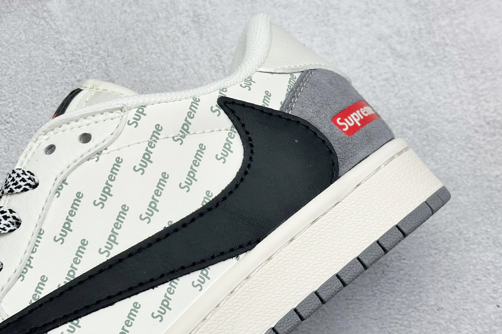 XC版 Travis Scott x Fragment Design x Air Jordan 1 Low OG SP AJ1 乔1 Supreme联名-黑白灰 低帮文化休闲板鞋 XY2688-120