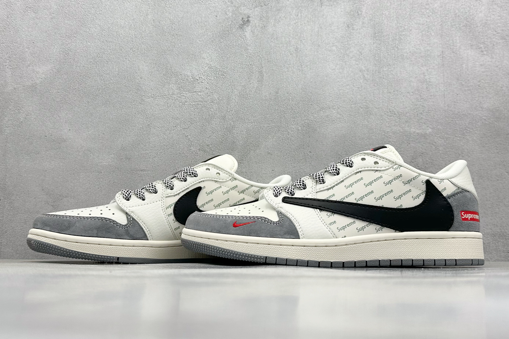 XC版 Travis Scott x Fragment Design x Air Jordan 1 Low OG SP AJ1 乔1 Supreme联名-黑白灰 低帮文化休闲板鞋 XY2688-120