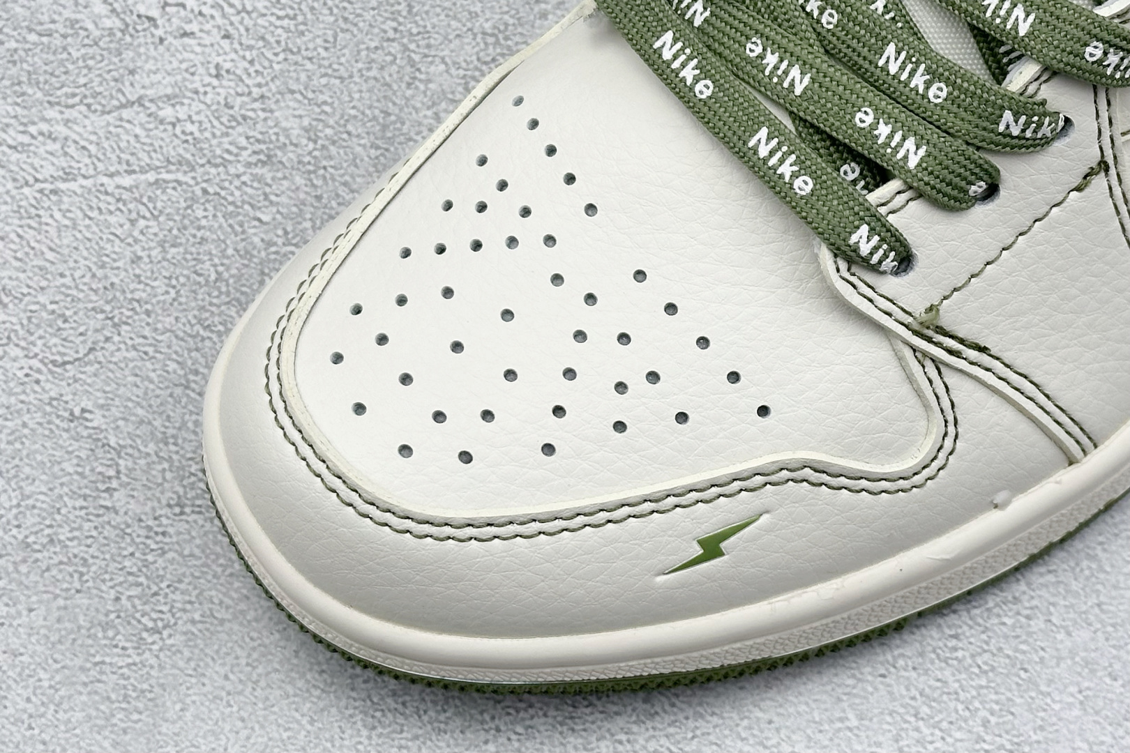 XC版 Air Jordan 1 Retro Low x Fragment Design 闪电藤原浩白绿 CF3688-019