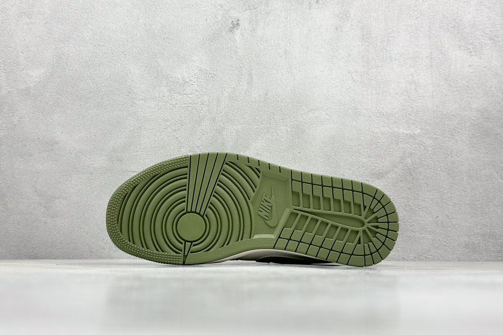 XC版 Air Jordan 1 Retro Low x Fragment Design 闪电藤原浩白绿 CF3688-019