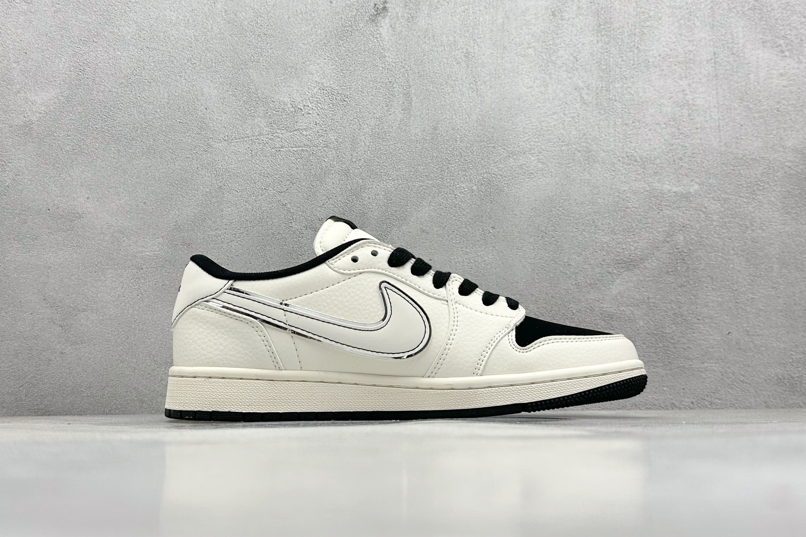XC版 Travis Scott x Fragment Design x Air Jordan 1 Low OG SP 乔1暴力熊联名 XS7089-526
